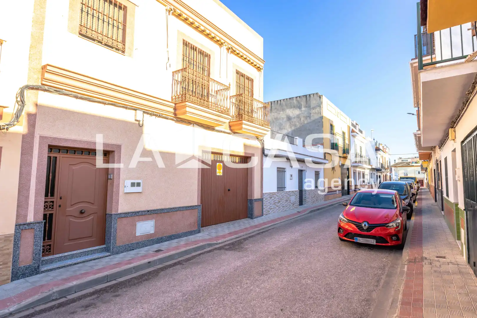 Vista exterior de Casa o chalet en venta en Dos Hermanas con Aire acondicionado, Calefacción y Terraza