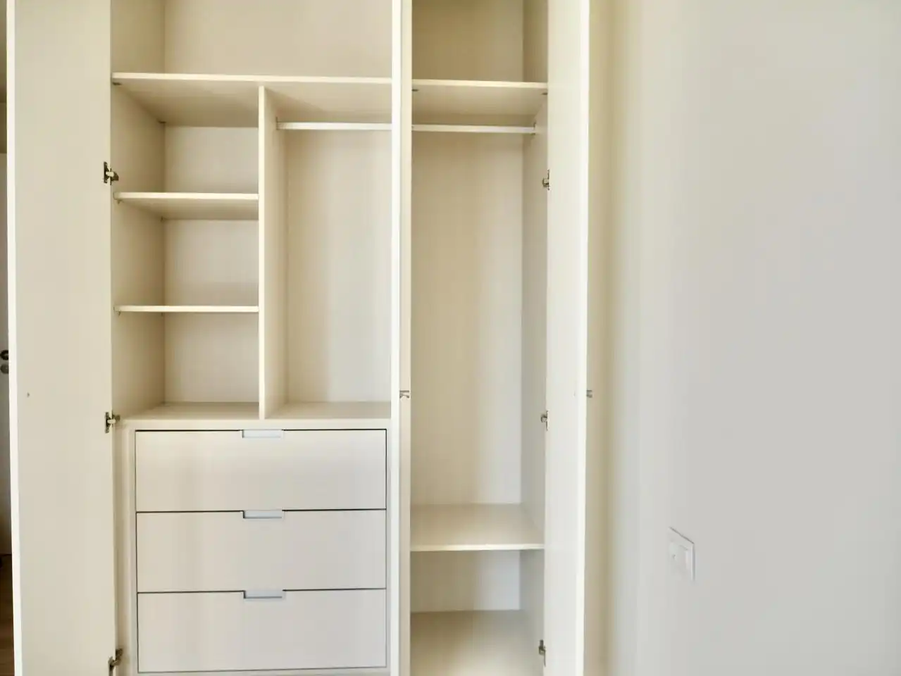 Flat for rent in Ángel Ojeda Avilés, Entrenúcleos