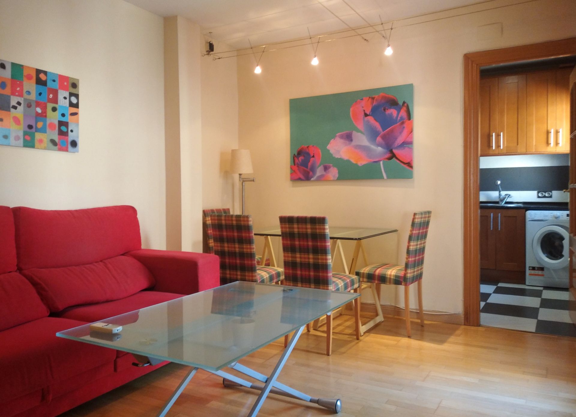 Living room of Flat for sale in  Zaragoza Capital  with Air Conditioner, Parquet flooring and Furnished