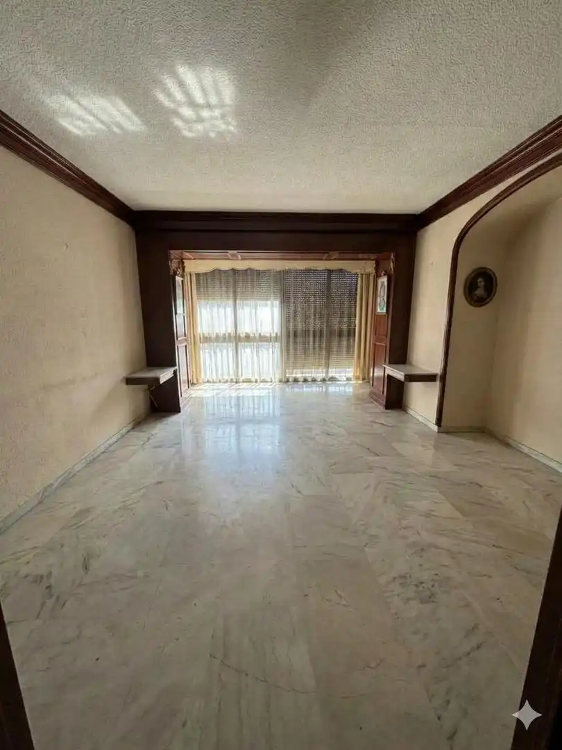 Piso con ascensor en venta en Centro, imagen 2
