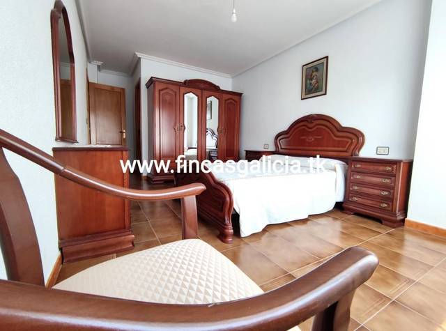 Piso en Venta en Avenida de Sousas en Verín