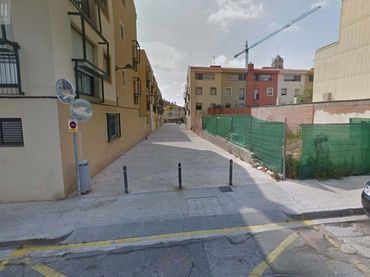 Pis en venda a Plaça PRESIDENT COMPANYS 
Es:C Pl: Pt: PE- - PARCEL.LA 
 VINYOLS I ELS ARCS (TARRAGONA)