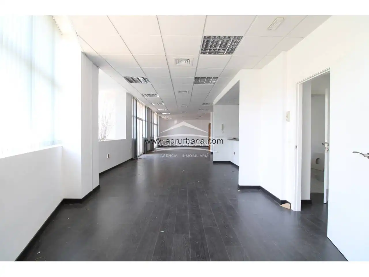 Büro zum Verkauf in Motril
