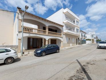 Casa amb piscina en venda a Calle PRINCEP