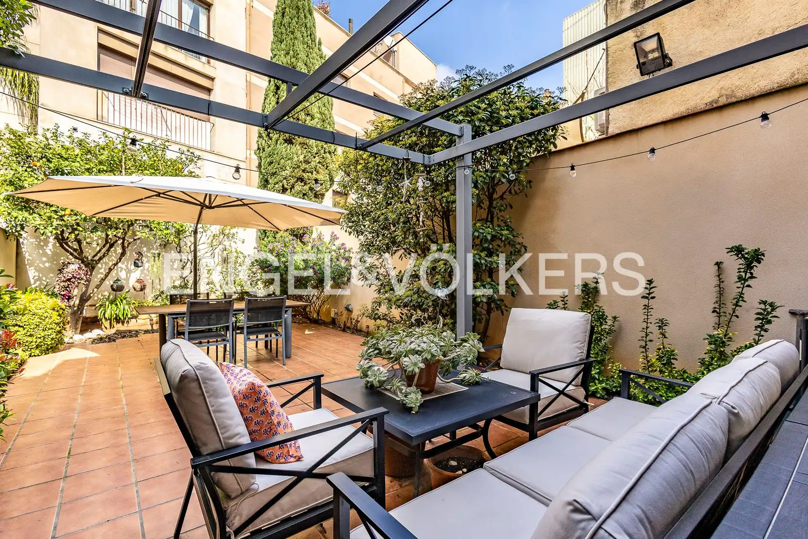 Terrassa de Casa o xalet en venda en Barcelona amb Aire condicionat, Calefacció i Terrassa