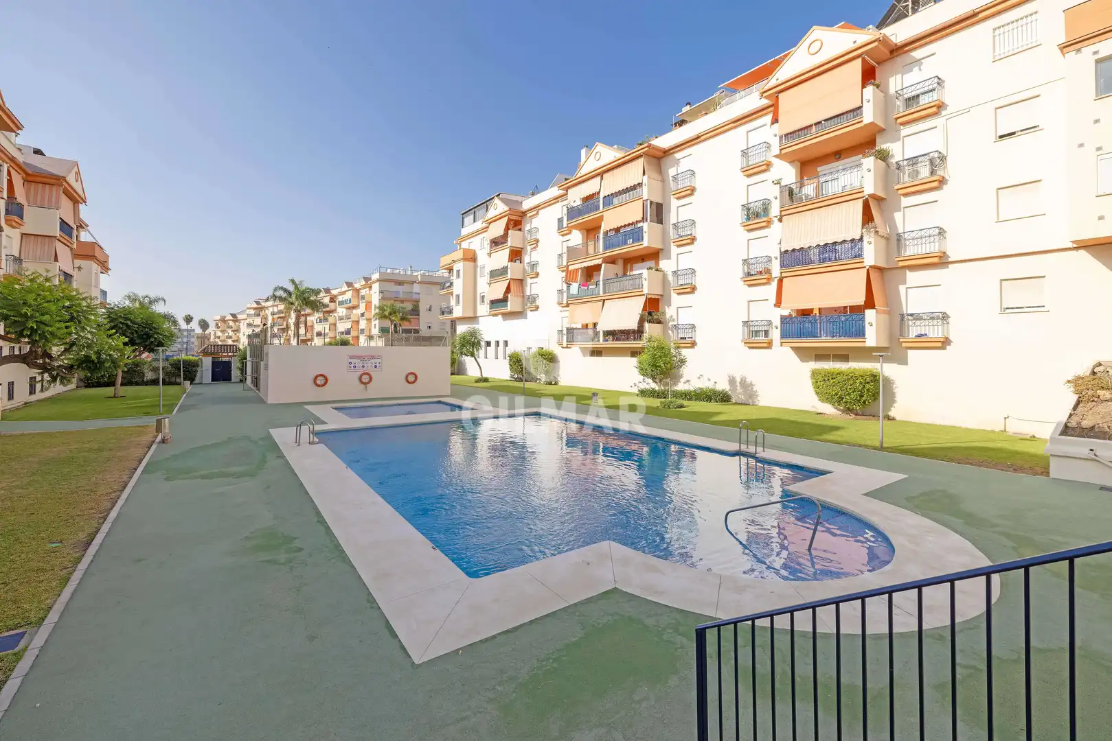 Piscina de Àtic en venda en Estepona amb Calefacció, Piscina i Balcó