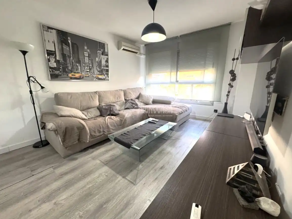 Sala de estar de Piso en venta en Alcalá de Henares con Aire acondicionado y Calefacción