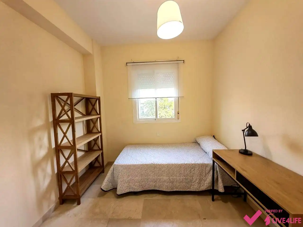 Schlafzimmer von Maisonette zur Miete in Sevilla mit Klimaanlage, Terrasse und Möbliert