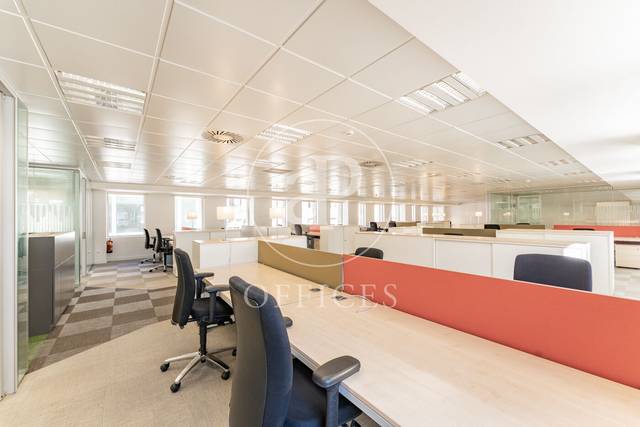 Oficina en Alquiler en P.º de la Castellana en Almagro