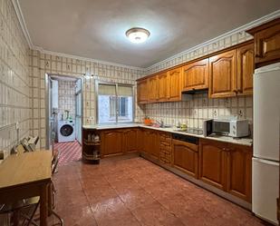 Kitchen of Flat to rent in Plasencia  with Heating, Furnished and Oven