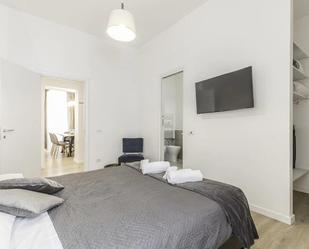 Bedroom of Apartment to rent in  Barcelona Capital  with Air Conditioner and Storage room