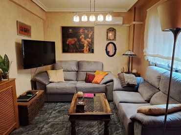 Piso con ascensor en venta en Calle Calzada