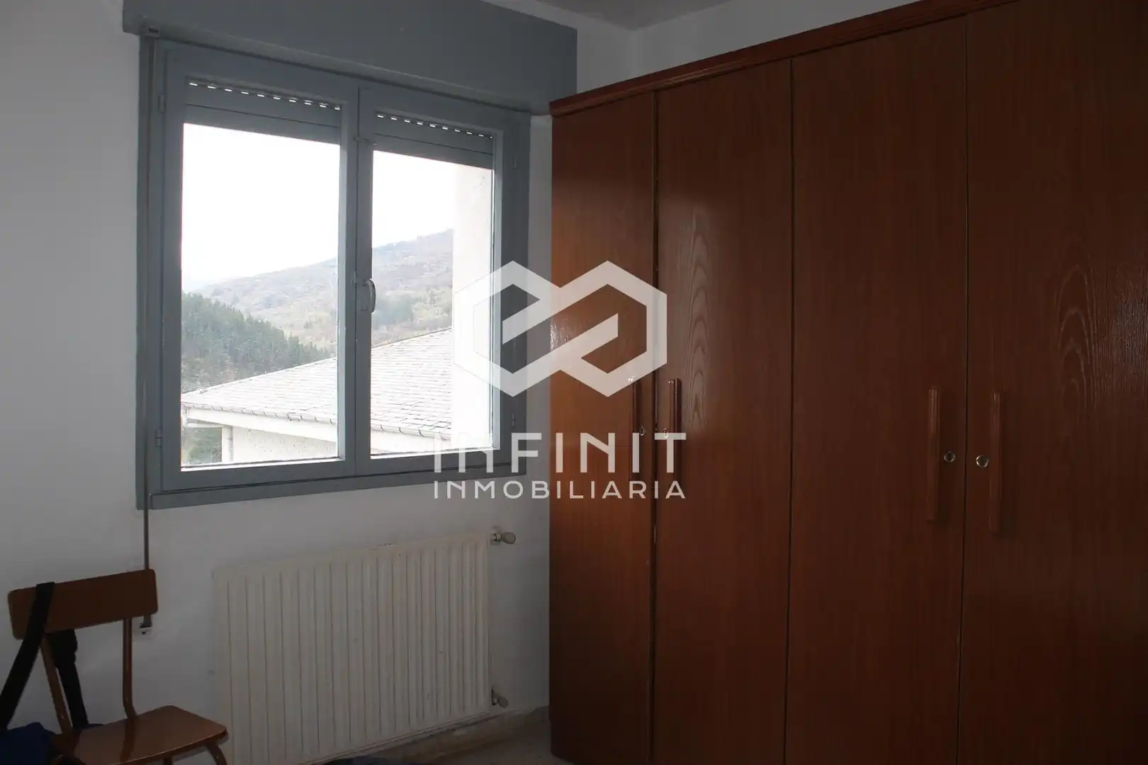 Habitación de Piso en venta en Ibias con Calefacción y Trastero