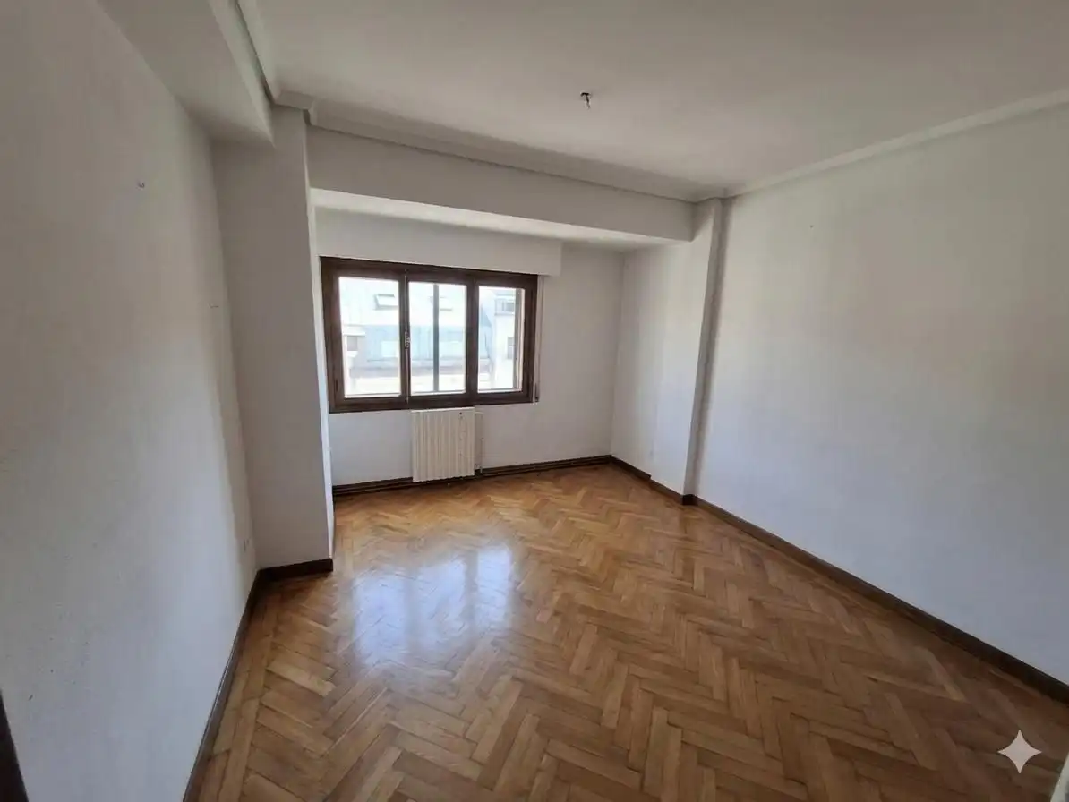 Bedroom of Flat for sale in Vigo   with Terrace and Balcony