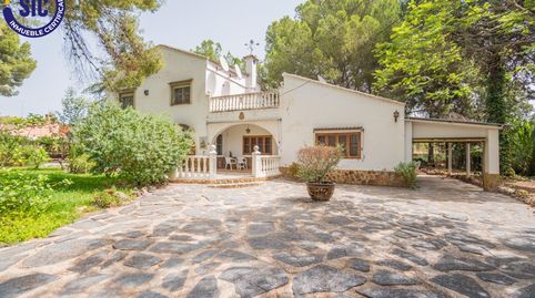Torre de Portacoeli. Chalet en exclusiva en plena naturaleza e infinitas posibilidades.