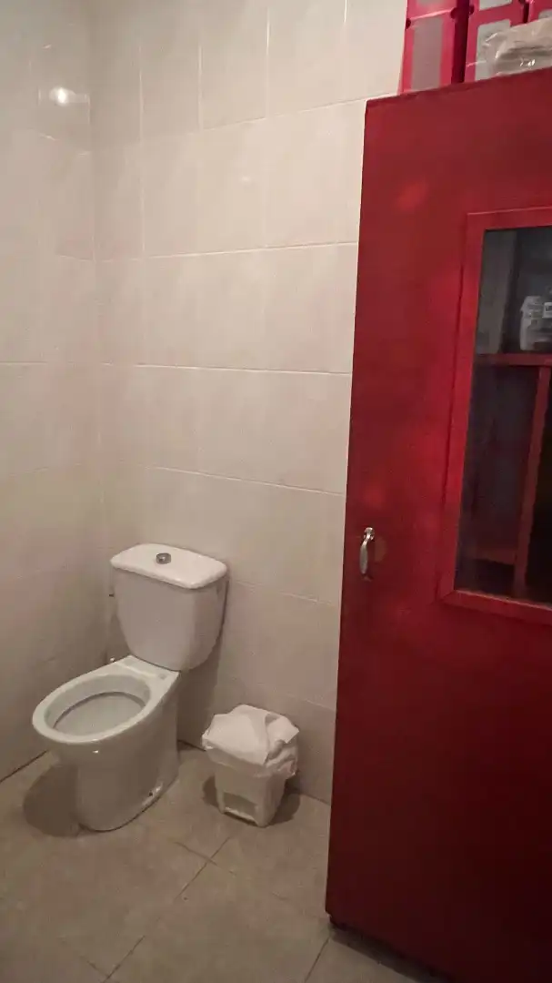 Bany de Local en venda en Níjar amb Aire condicionat, Moblat i Alarma
