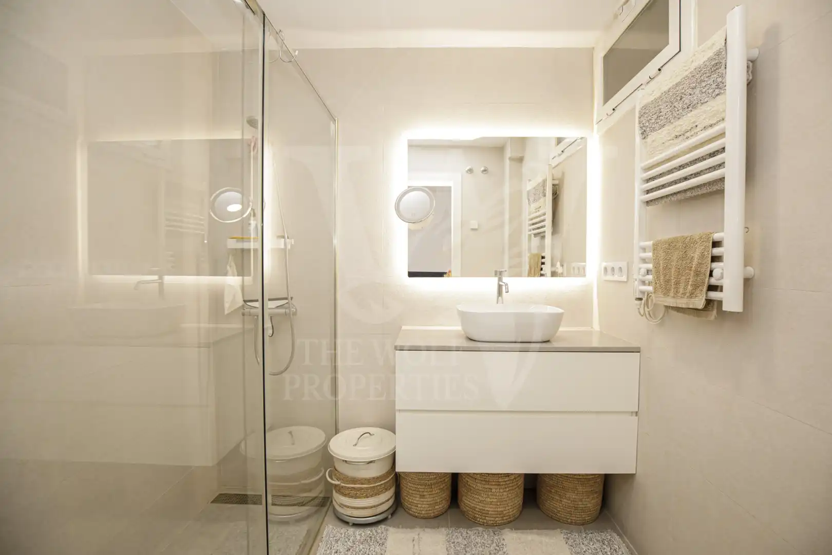Baño de Casa adosada en venta en Alella con Aire acondicionado, Calefacción y Jardín privado