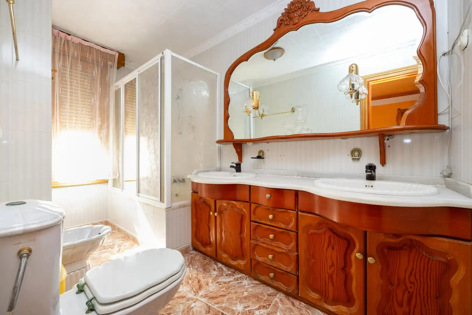 Baño de Edificio en venta en Lanjarón