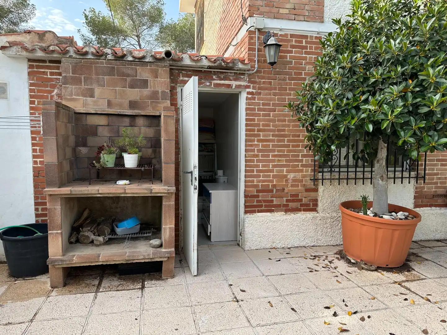 Vista exterior de Casa adosada en venta en Pilar de la Horadada con Calefacción, Jardín privado y Trastero