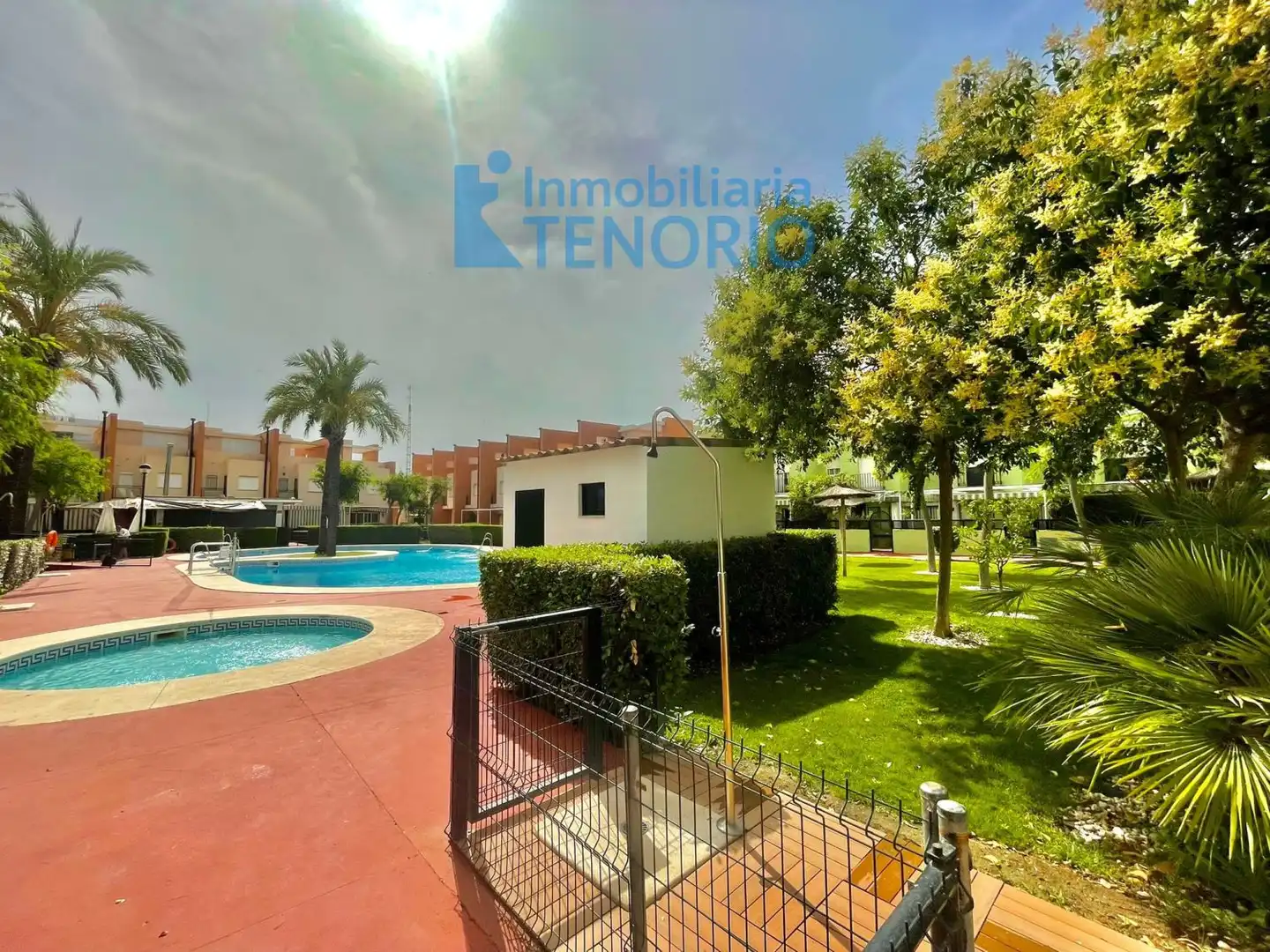 Schwimmbecken von Dachboden zum Verkauf in La Antilla mit Terrasse, Abstellraum und Gemeinschaftspool