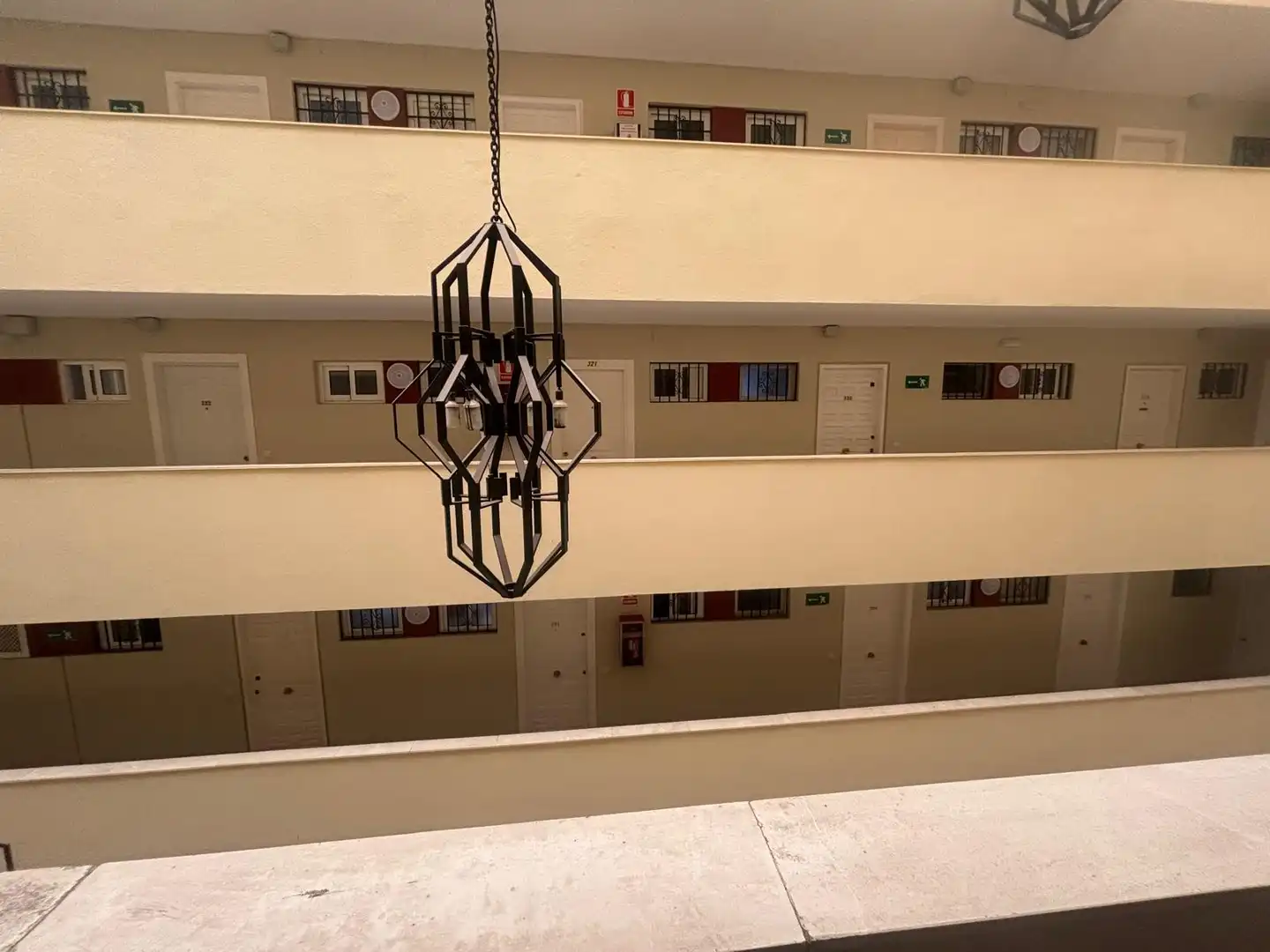 Vivienda con piscina en venta en Avenida Gamonal, imagen 16