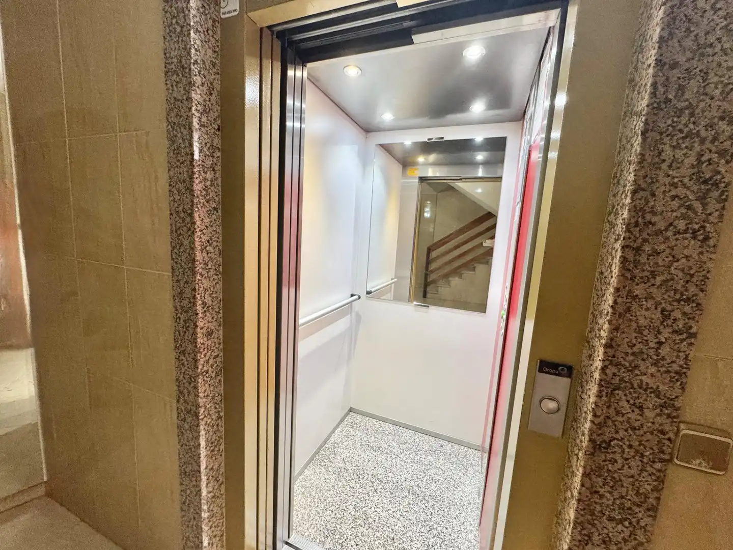 Flat with terrace for sale in Calle PEDRO TEROL 6, imagen 6