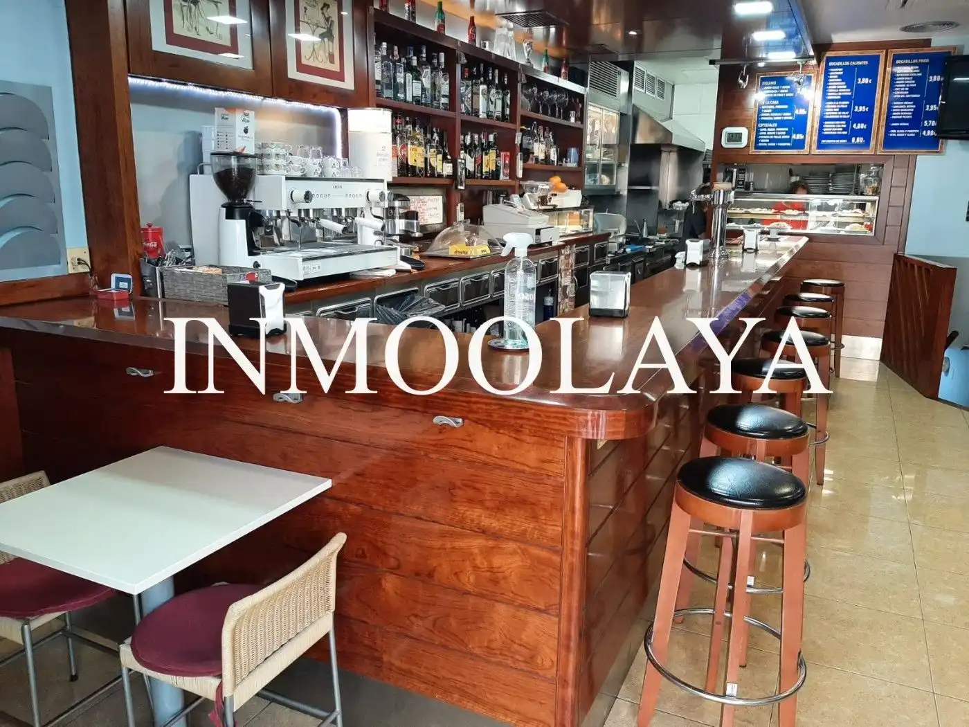 Local comercial en traspàs a Eixample