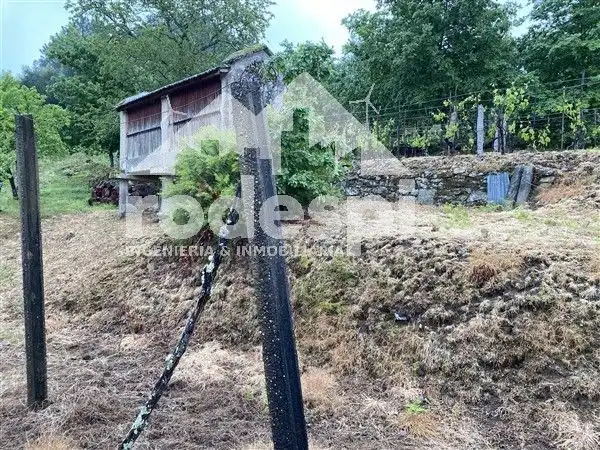 Casa adosada en venda en Crecente amb Traster