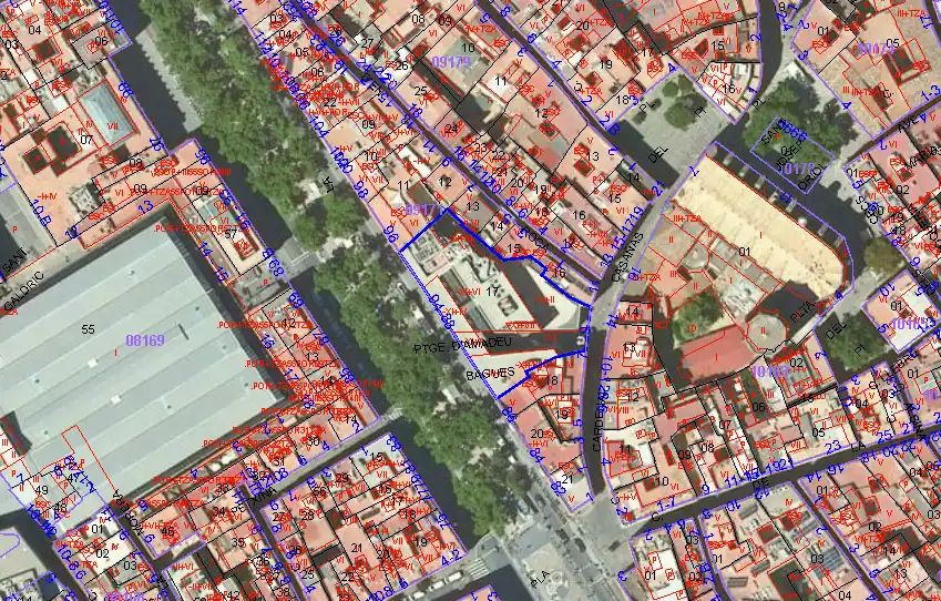 Außenansicht von Garage zum Verkauf in Barcelona