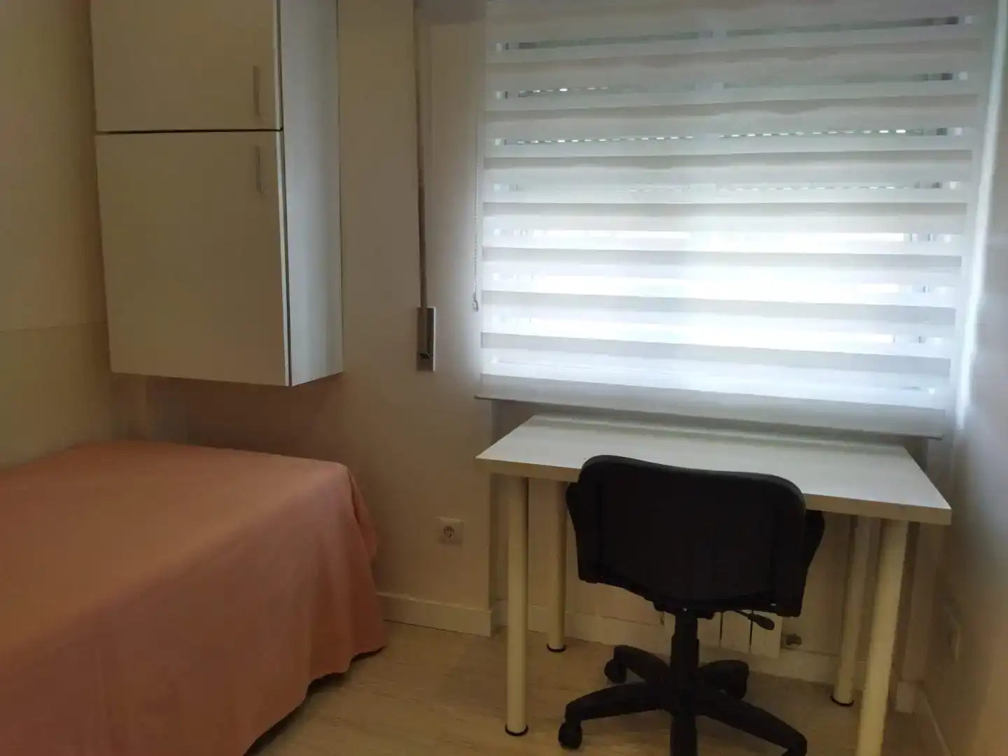Bedroom of Flat for rent in Alcorcón  with Private garden, Furnished and Oven
