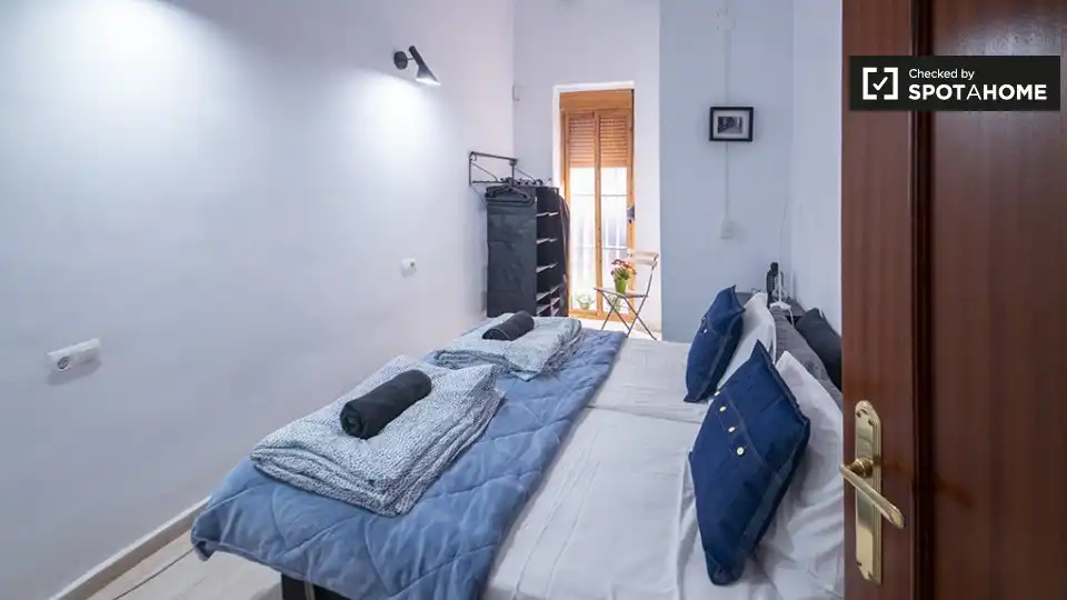Appartamento con terrazza in affitto a Poblats Marítims, imagen 5