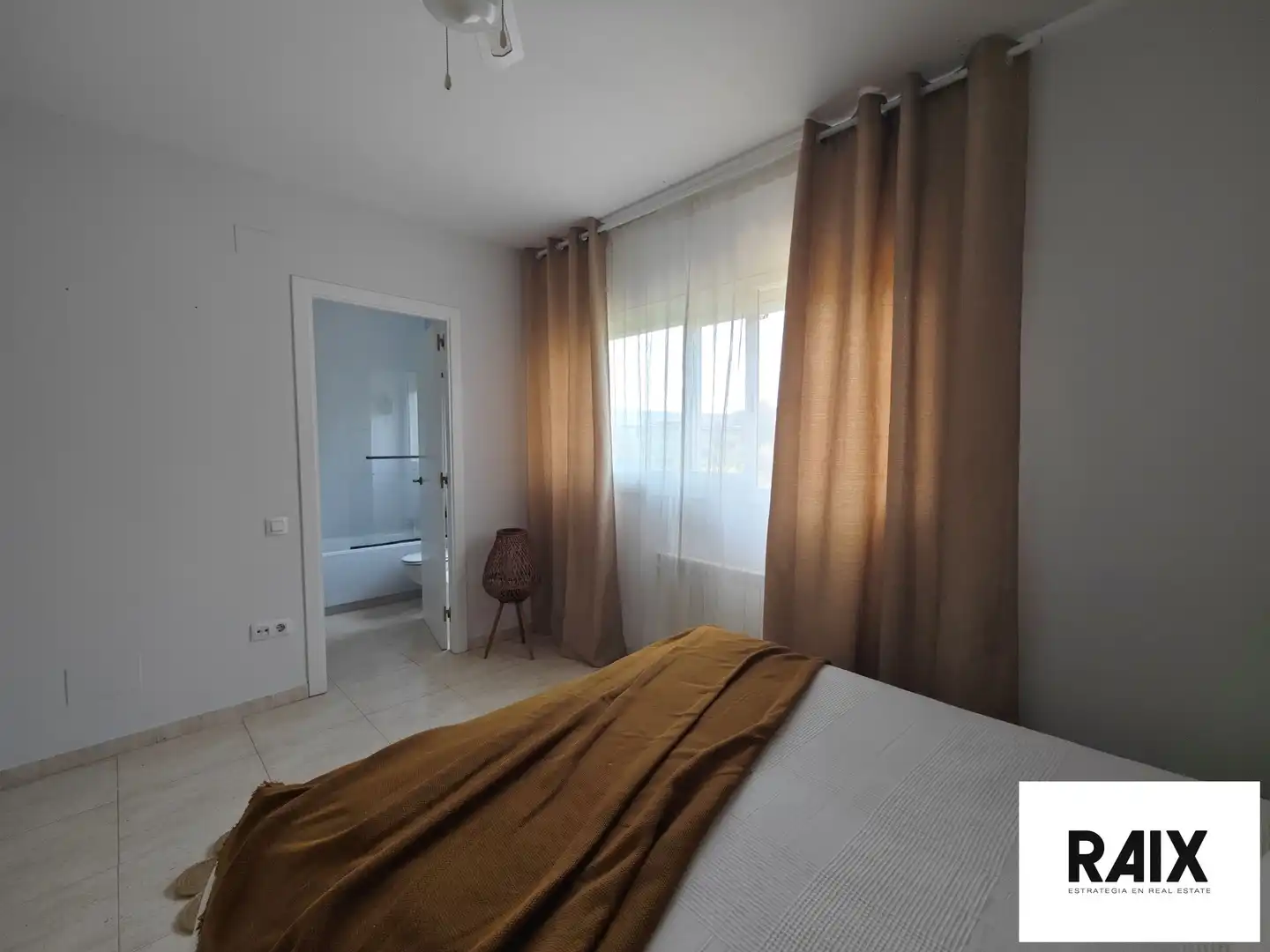Casa adosada en venta en Carrer Garbi, Viladecavalls