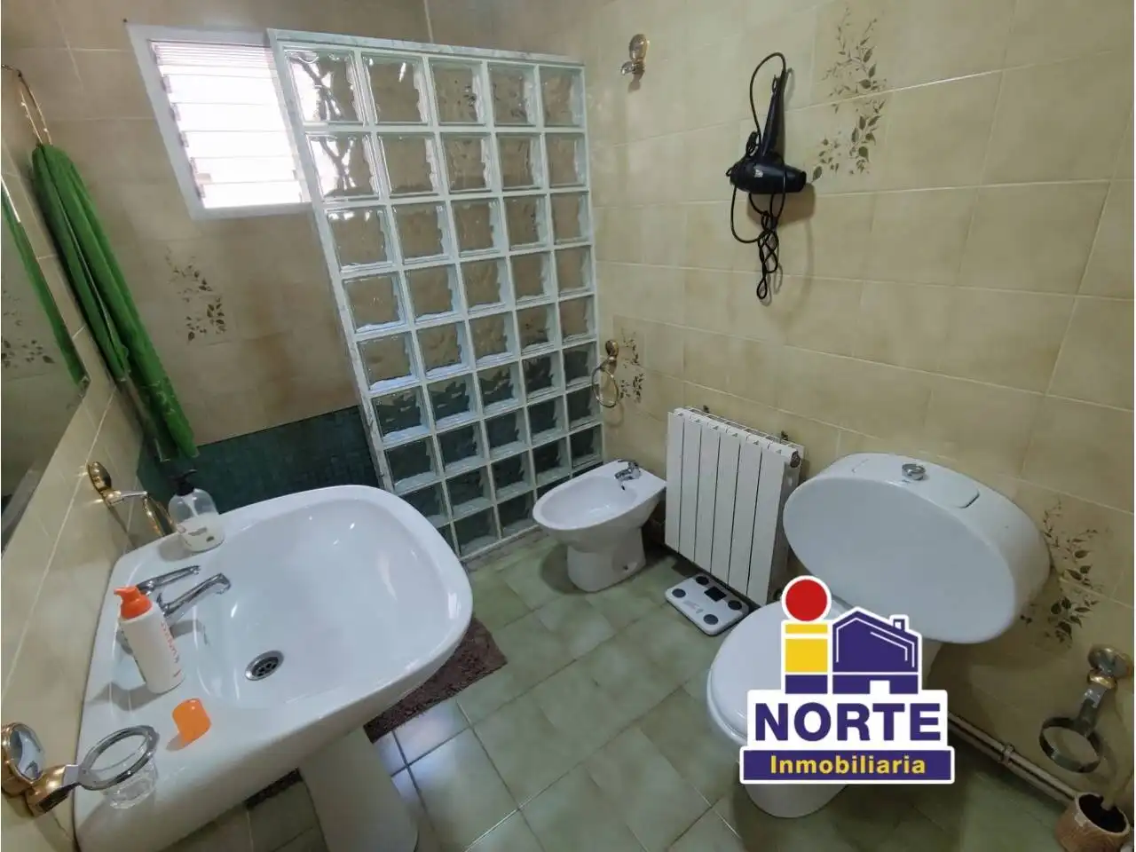 Flat with terrace to rent in Zona Nord, imagen 14