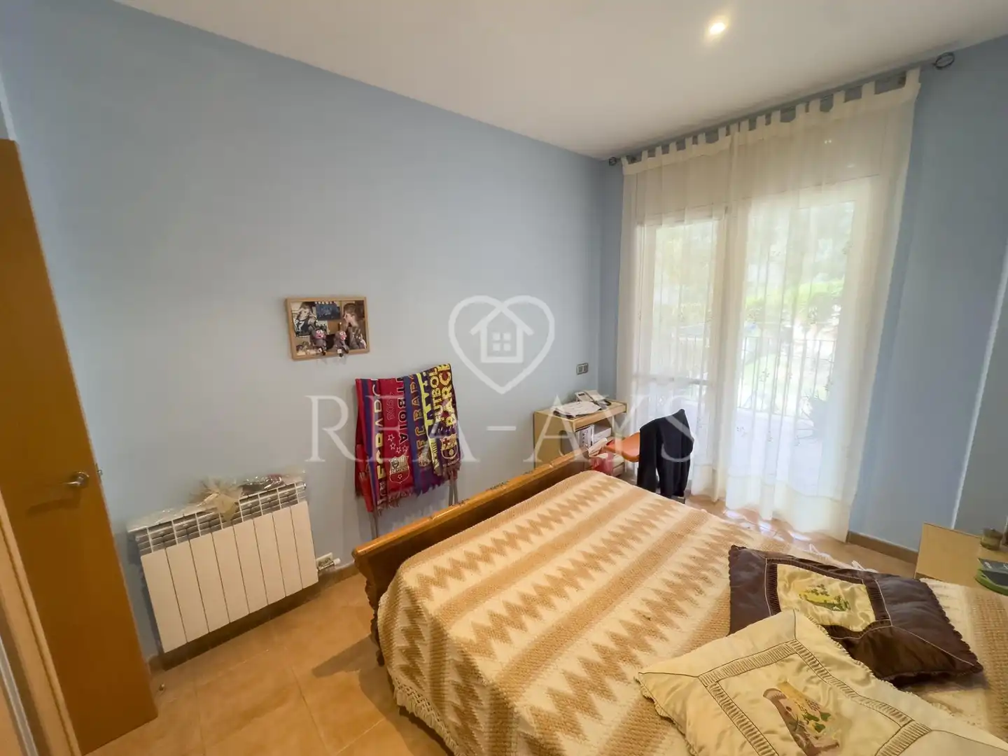 Habitación de Casa o chalet en venta en Vallirana con Aire acondicionado, Calefacción y Jardín privado