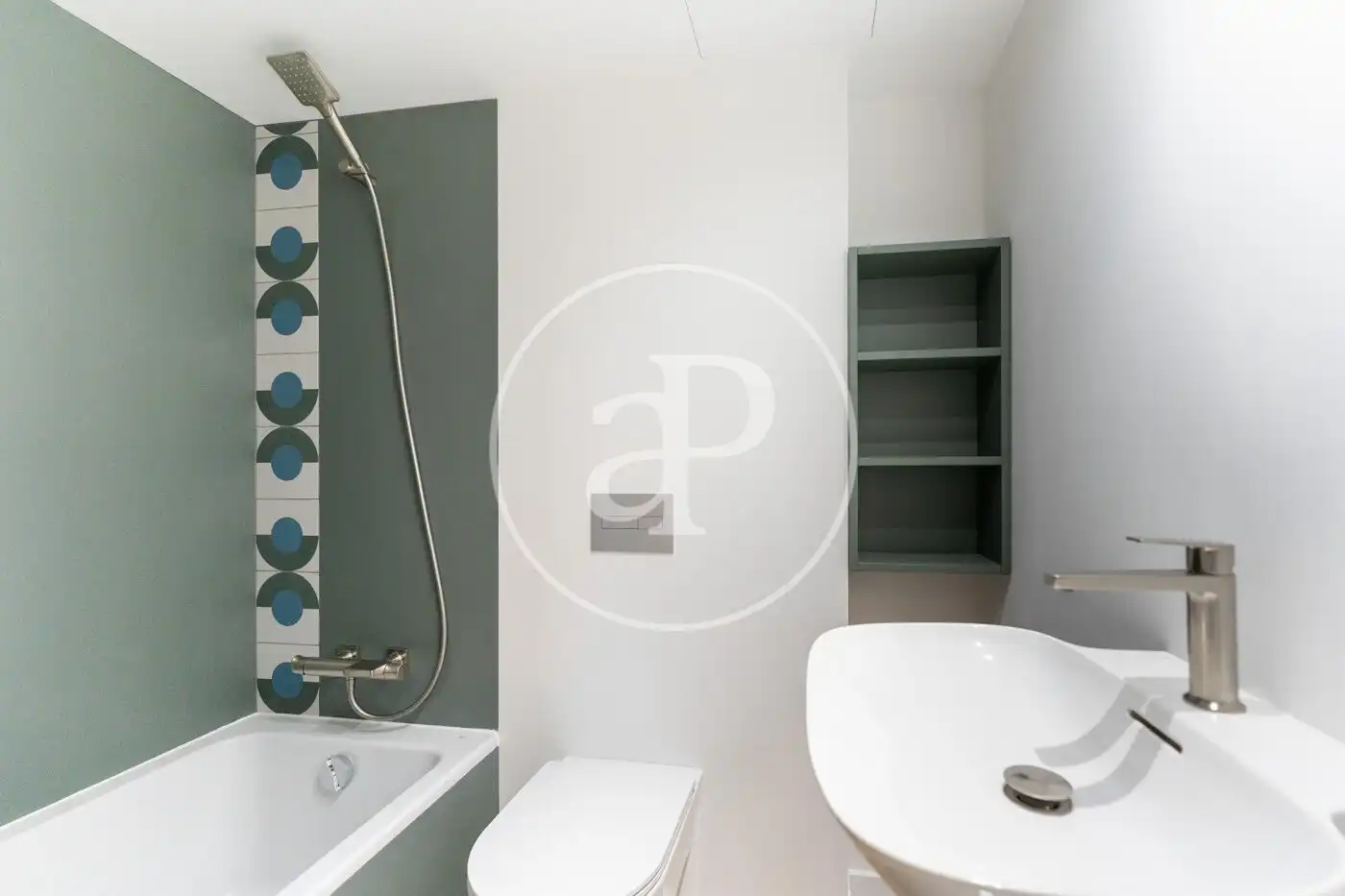 Badezimmer von Wohnung zur Miete in  Palma de Mallorca mit Klimaanlage, Heizung und Terrasse