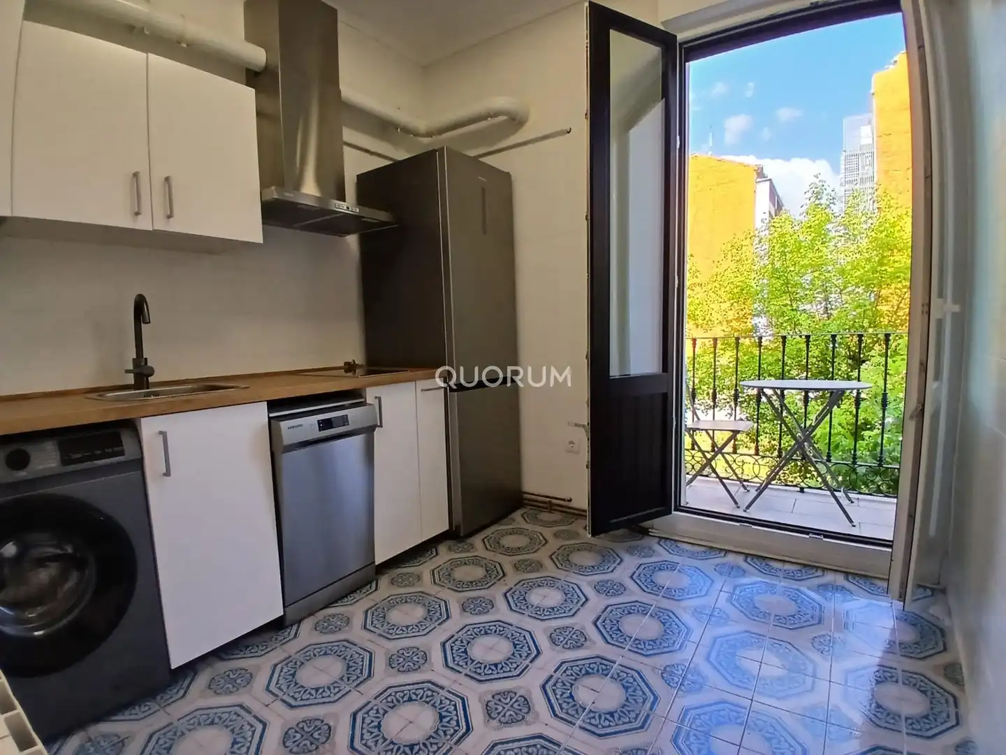 Cocina de Piso en venta en Bilbao  con Calefacción y Balcón
