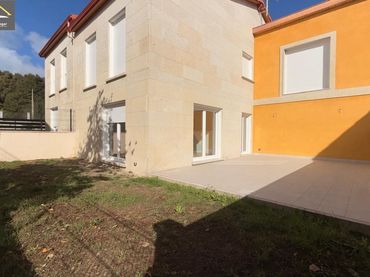 Doppelhaushälfte mit Garten zum Verkauf in LAMA DO MOURO