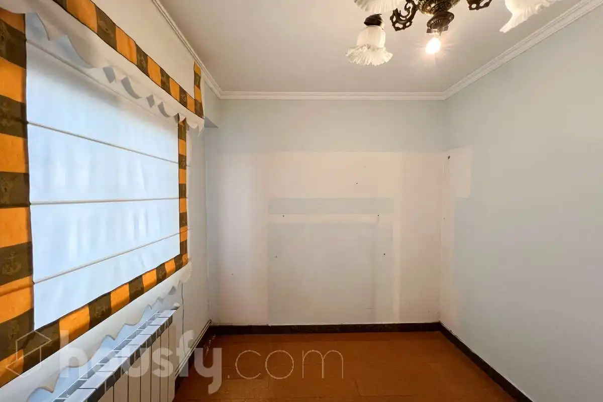 Habitación de Piso en venta en A Coruña Capital  con Calefacción
