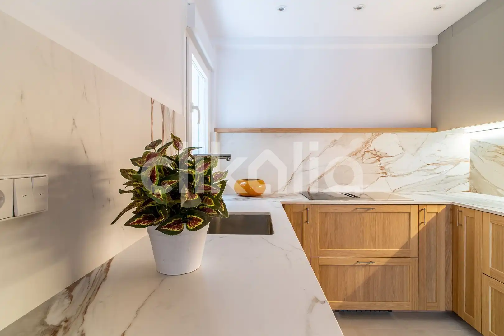 Küche von Wohnung zum Verkauf in Madrid mit Klimaanlage, Heizung und Privatgarten