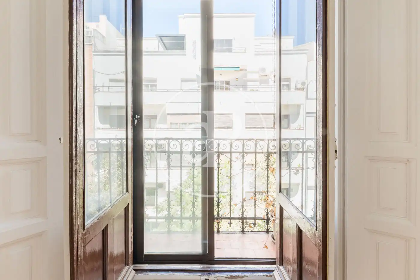 Flat with terrace for sale in Calle de Manuel Cortina, imagen 13