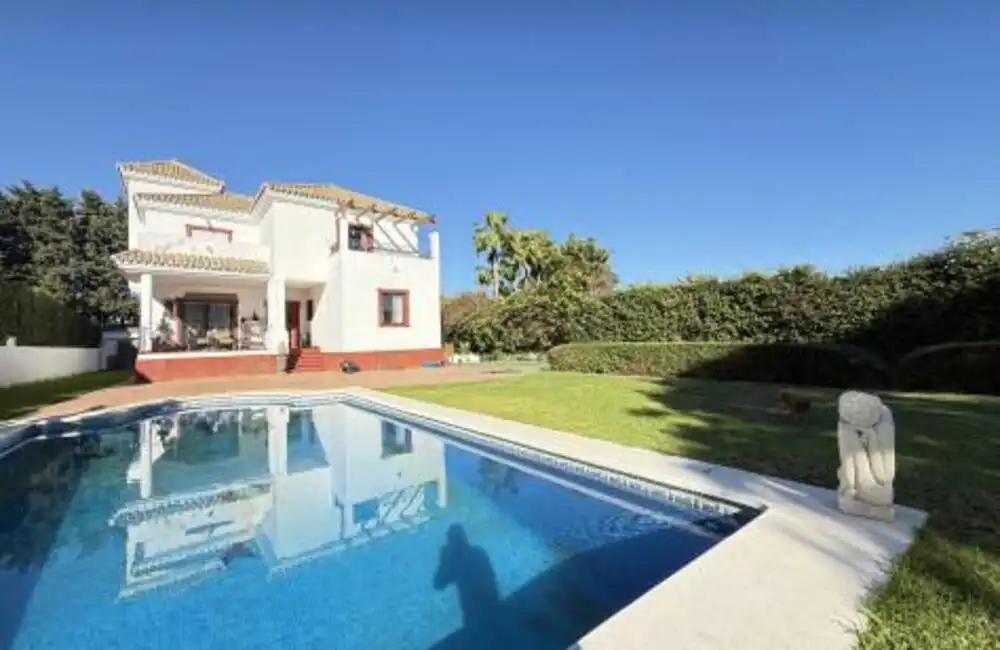 Garden of Houses for sale in Estepona  with Air Conditioner, Private garden and Terrace