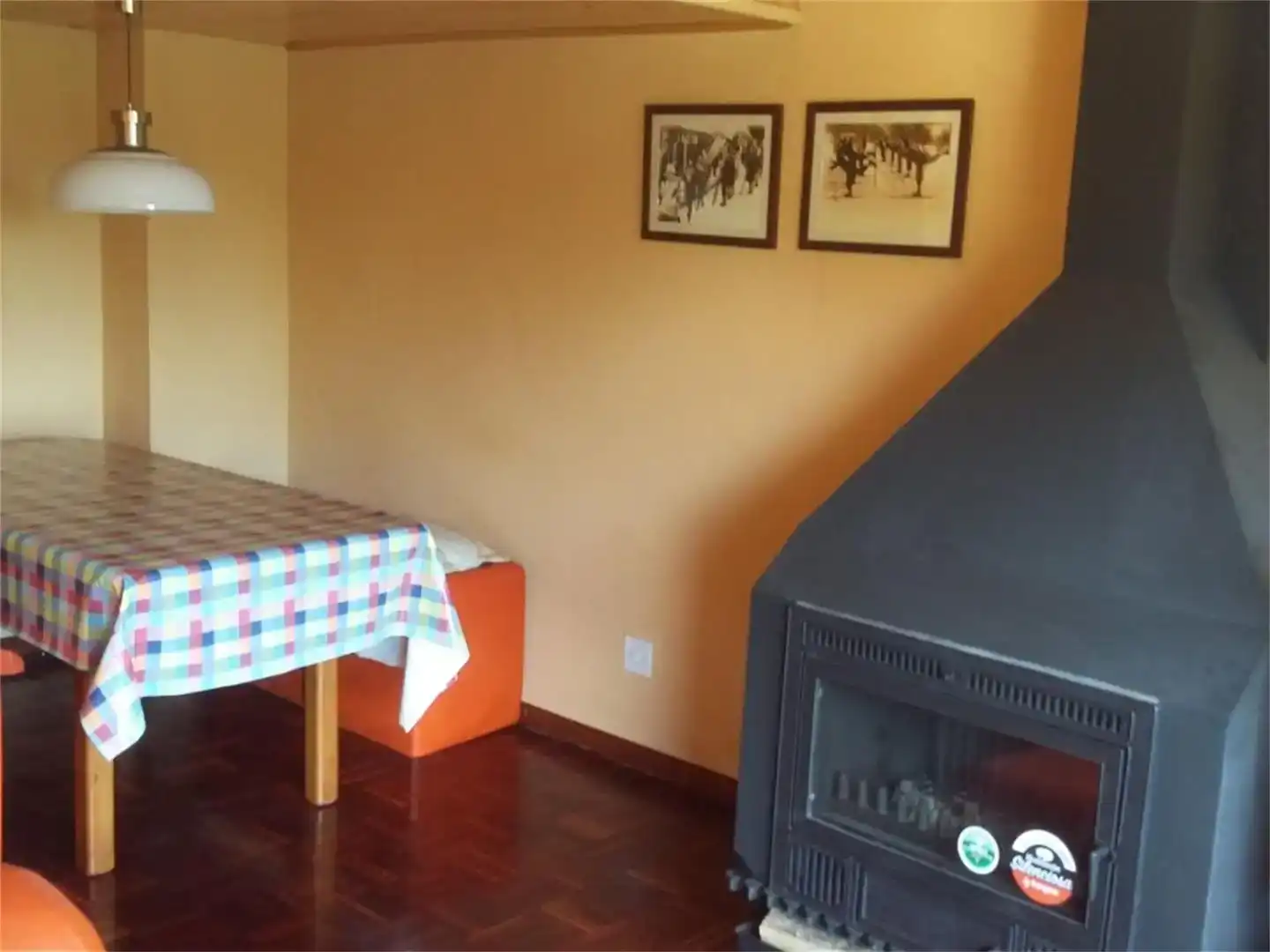 Esszimmer von Dachboden zum Verkauf in Alp