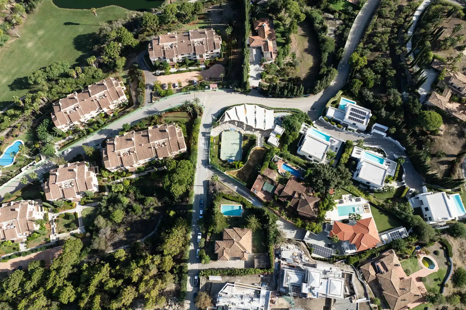 Vista exterior de Casa o chalet en venta en Benahavís con Terraza y Balcón