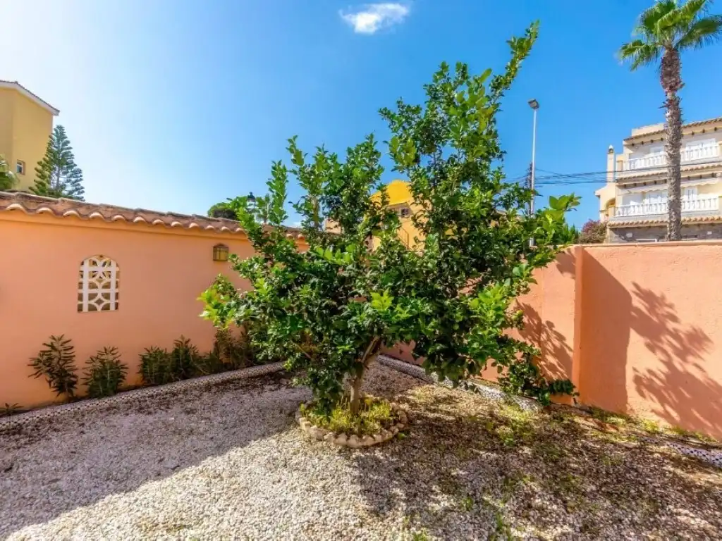 Apartment with garden for sale in Playa de los Locos, imagen 10