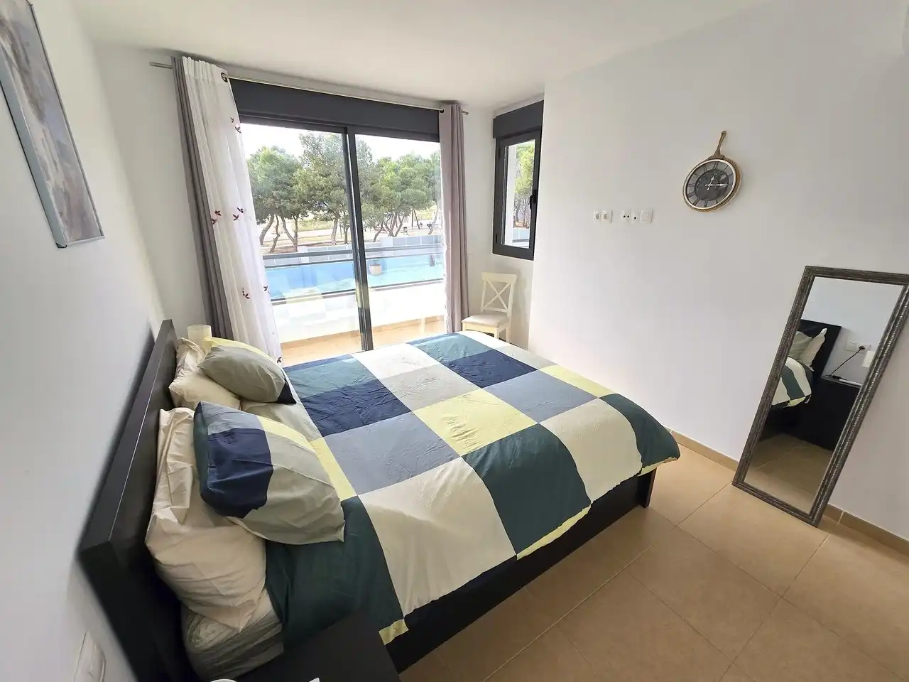 Habitación de Apartamento en venta en Garrucha con Aire acondicionado, Terraza y Piscina