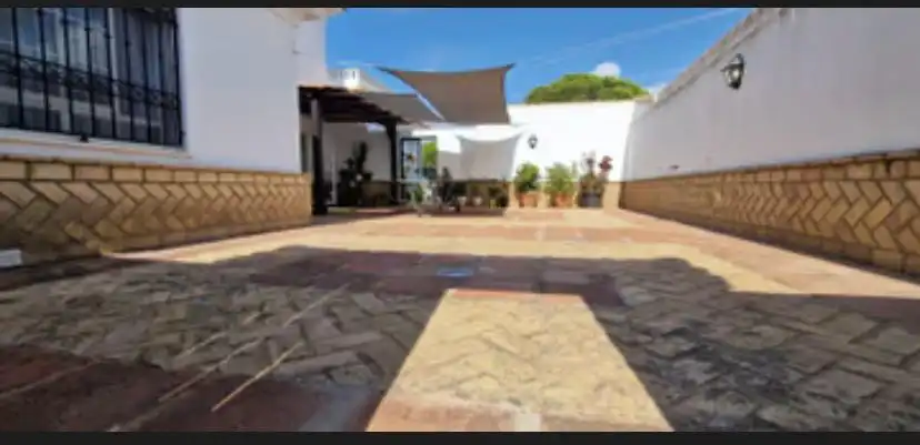 Außenansicht von Haus oder Chalet zum Verkauf in El Portil mit Privatgarten, Terrasse und Schwimmbad
