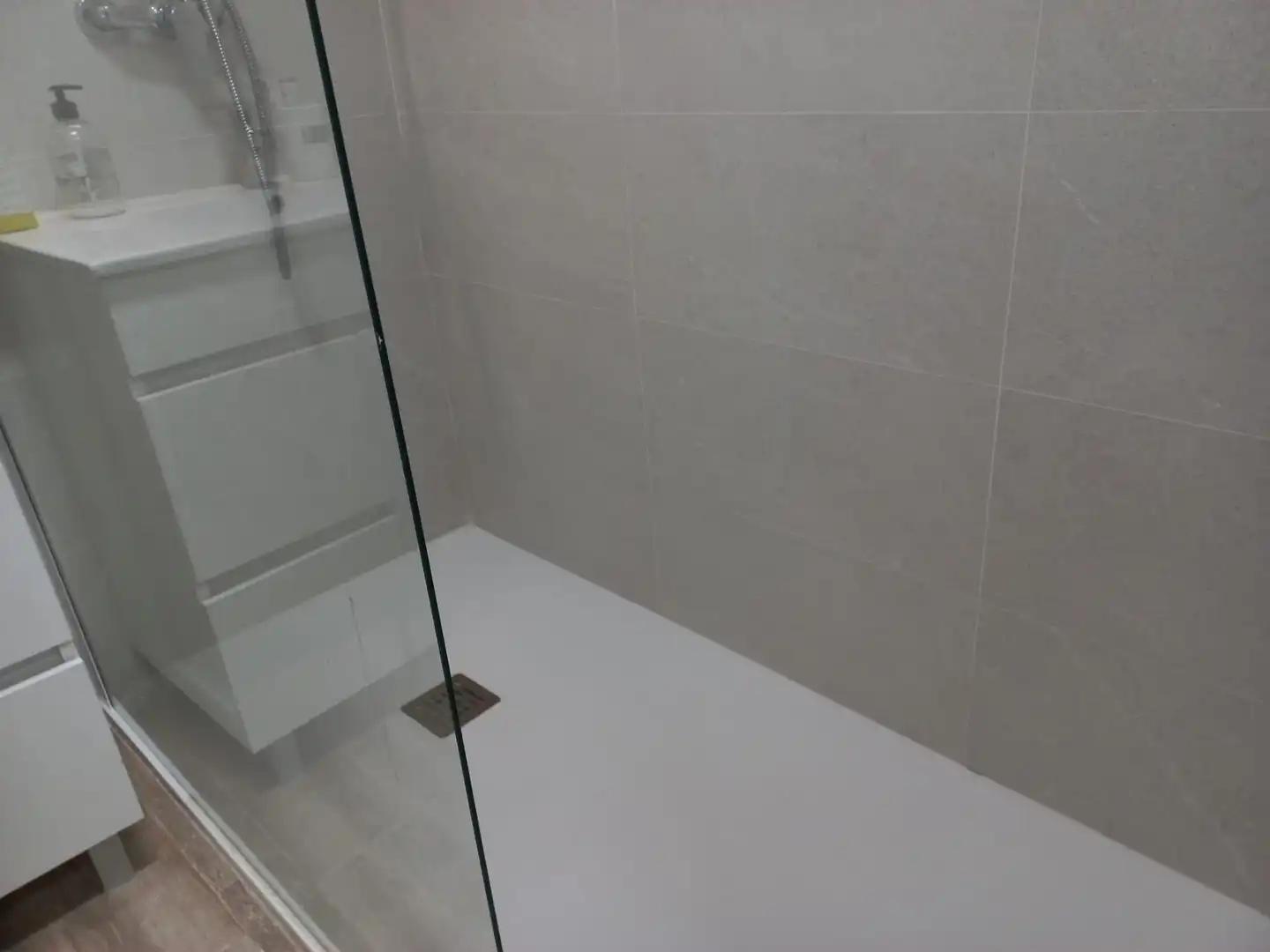 Baño de Piso de alquiler en Valencia con Aire acondicionado, Calefacción y Parquet
