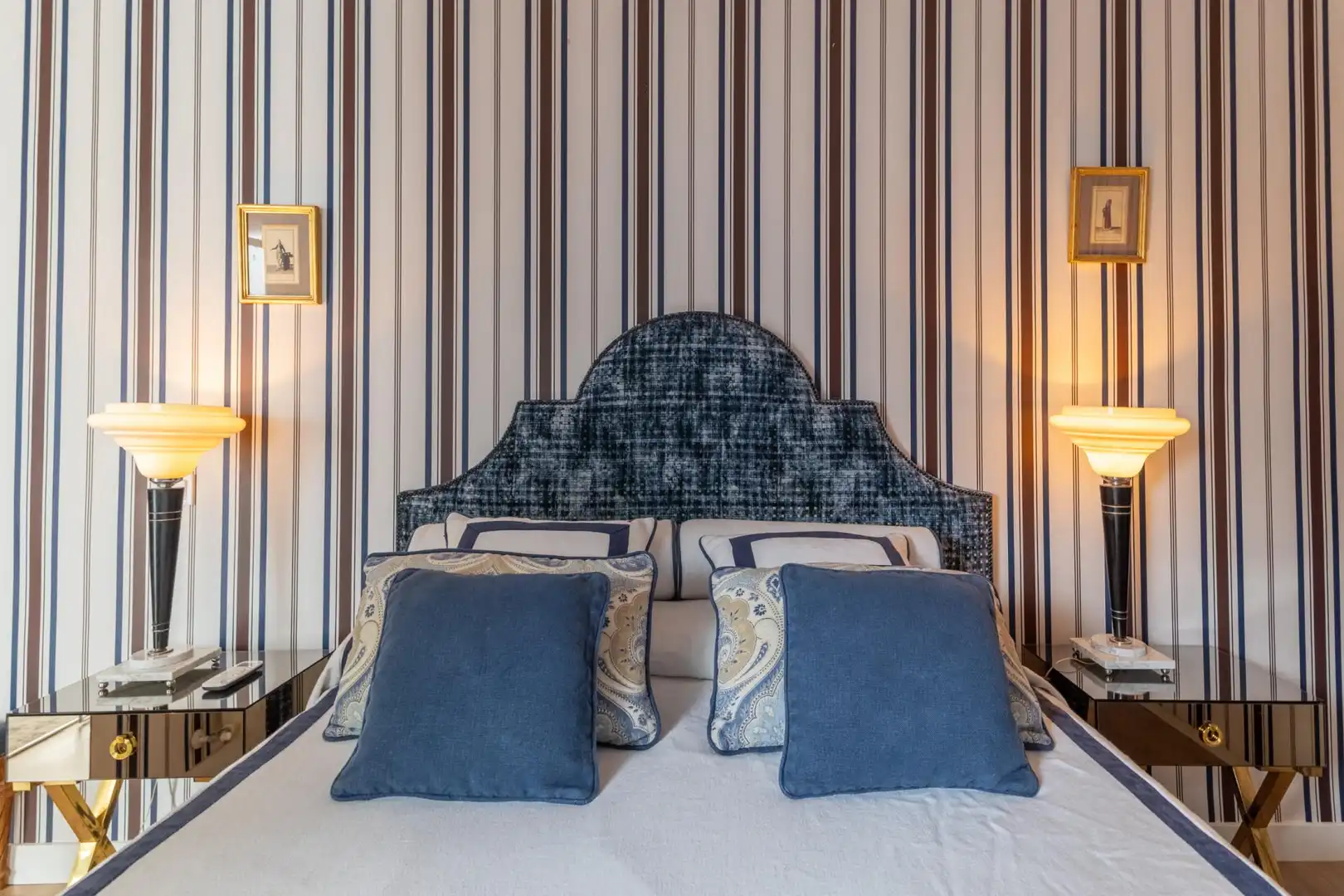 Dormitori de Apartament de lloguer en Madrid amb Aire condicionat, Calefacció i Moblat
