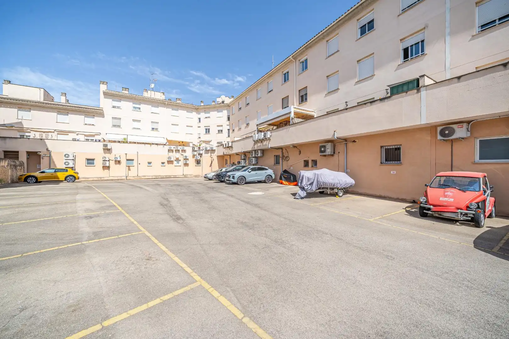 Parking de Piso en venta en Campos con Aire acondicionado, Amueblado y Balcón