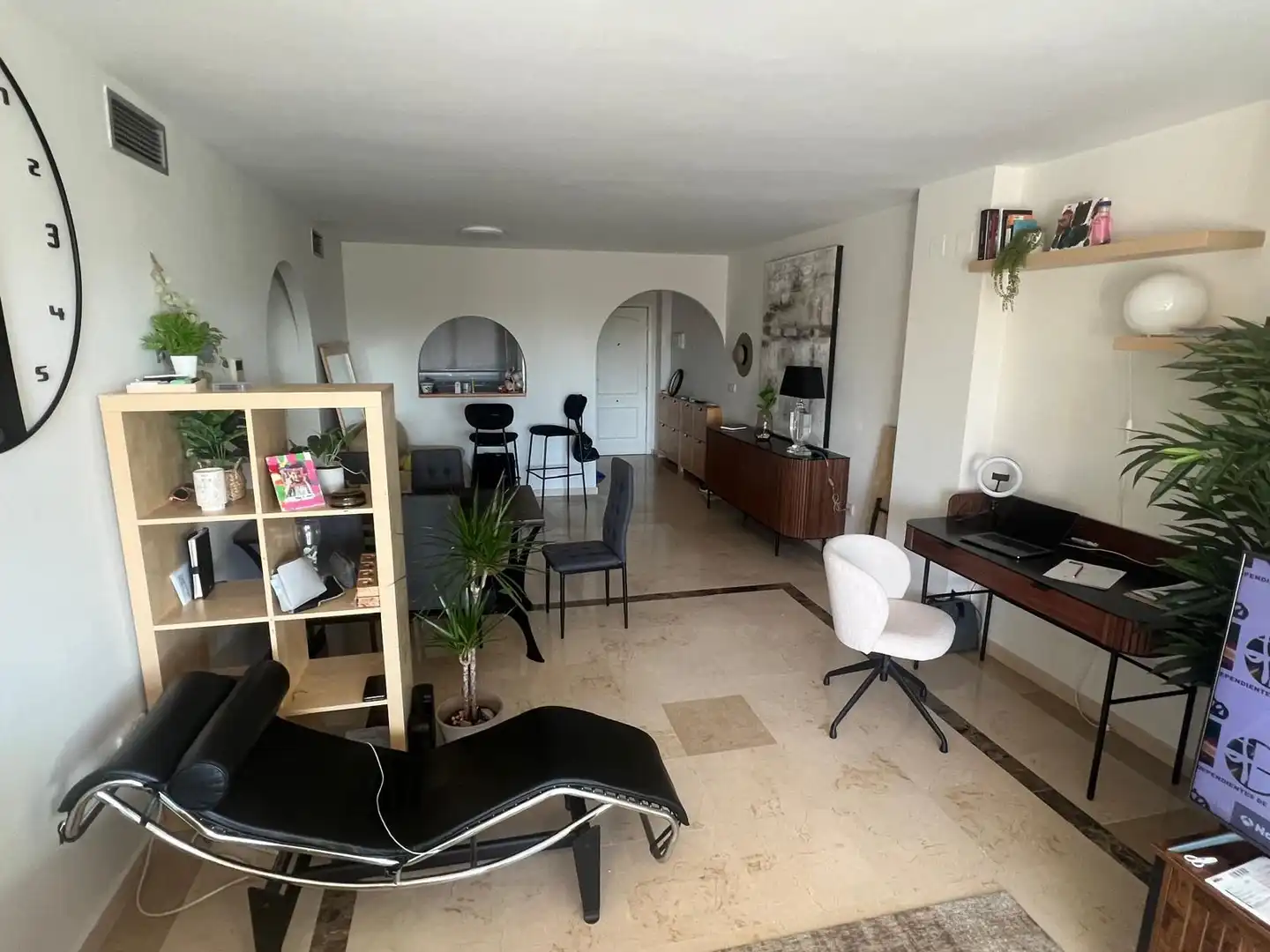 Sala d'estar de Apartament de lloguer en Marbella amb Aire condicionat, Calefacció i Terrassa